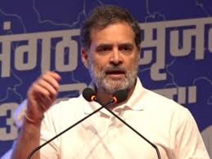 Politics intensifies on Rahul Gandhi's surrender statement, BJP attacks