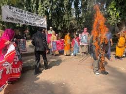 Bhopal victims' 'chargesheet' shocks BJP - 41 years of betrayal exposed