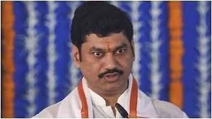 Banjara-Wanjari controversy: Dhananjay Munde takes a U-turn, gives 'this' explanation